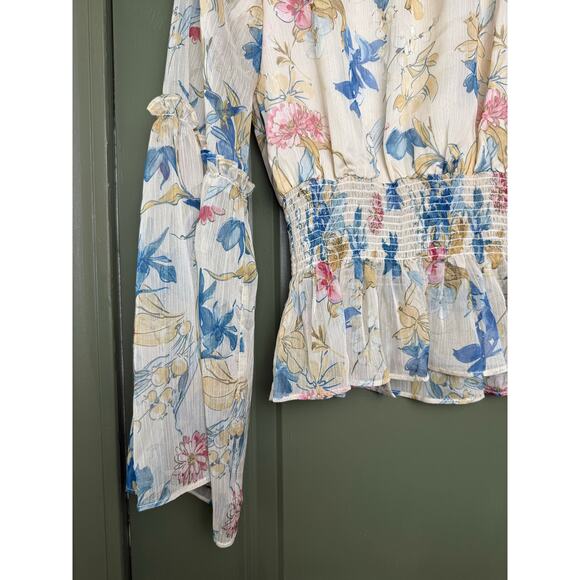 NWT Tuckernuck	Lily of the Valley Jennie Smocked Blouse Snowberry Floral XS - Picture 5 of 7